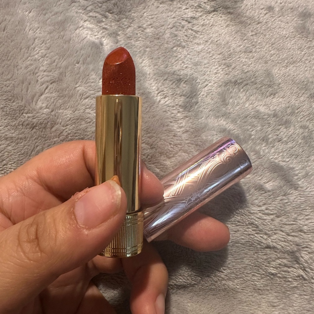 Gucci Rouge Limited edition 515 Devotion Lipstick